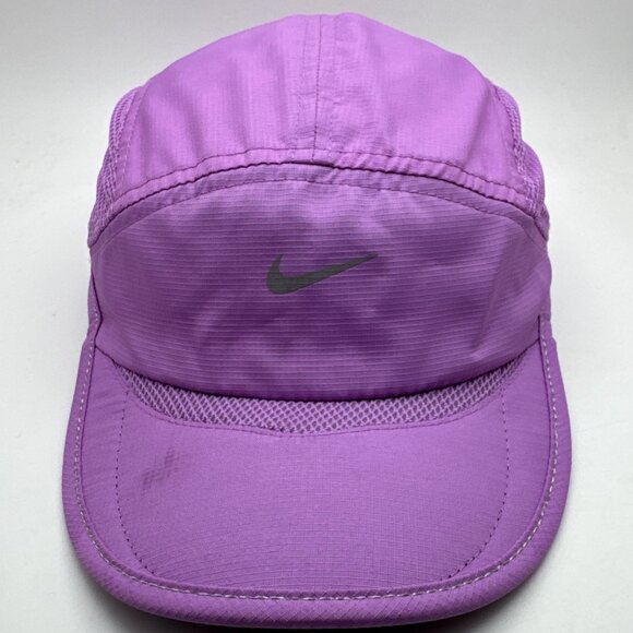Nike 5-panel Hat Cap Daybreak Dri Fit Womens Purple Adjustable Lightweight - Picture 1 of 5